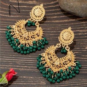 Traditional infian jhumkas and set